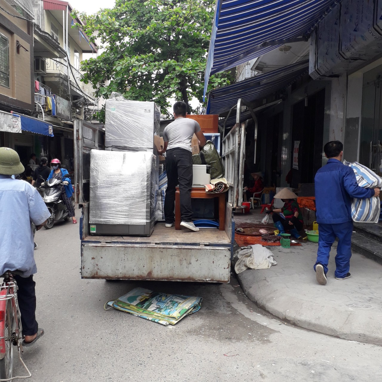 Vận chuyển nhà Hải Phòng - Sắp xếp đồ lên xe - 0793.30.30.30